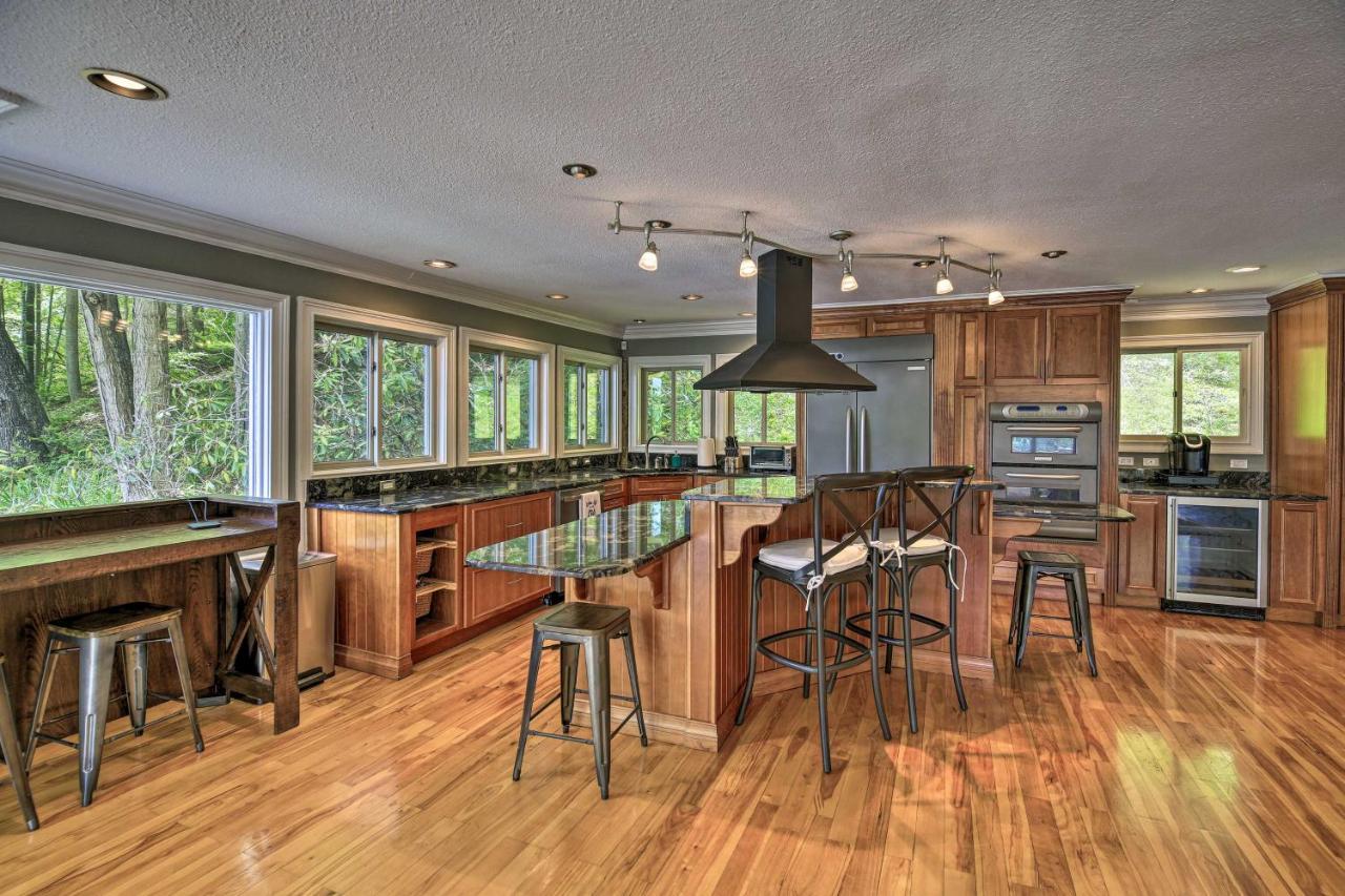 Inviting Family Abode With Dock On Norris Lake! Caryville Eksteriør billede